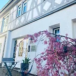 Im Chateau D'esprit * Höhr-Grenzhausen